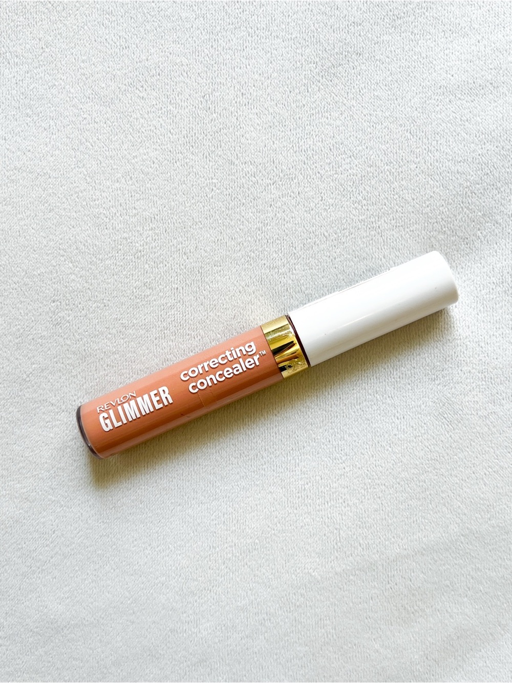 Revlon Glimmer Correcting Concealer - Peach